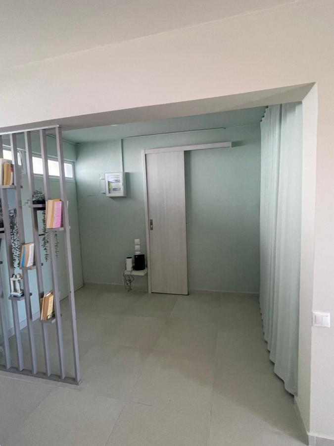 Sophia'S Apartment Saronida ภายนอก รูปภาพ